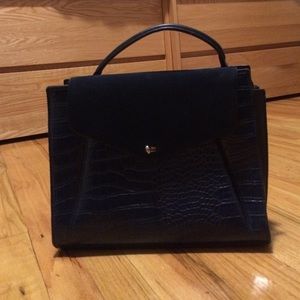 ❌SOLD ❌Navy Blue Zara Purse